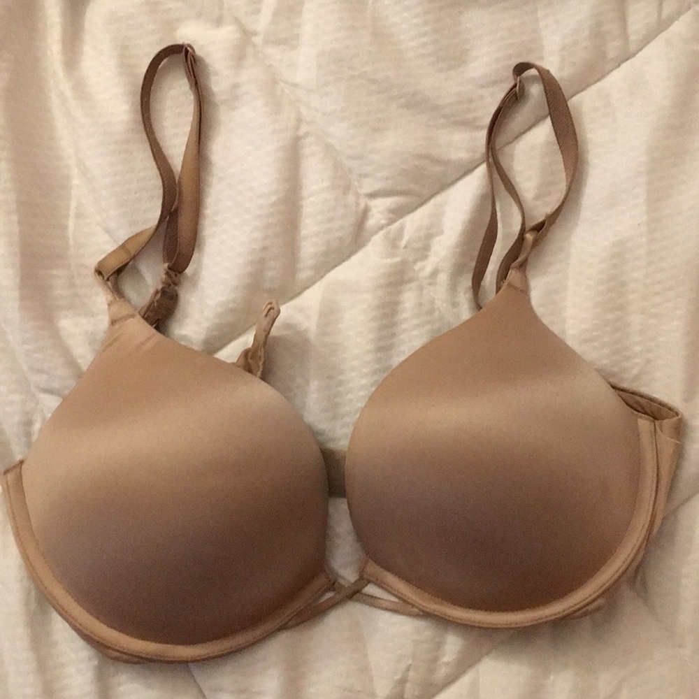 Tan Bombshell Victoria’s Secret Bra